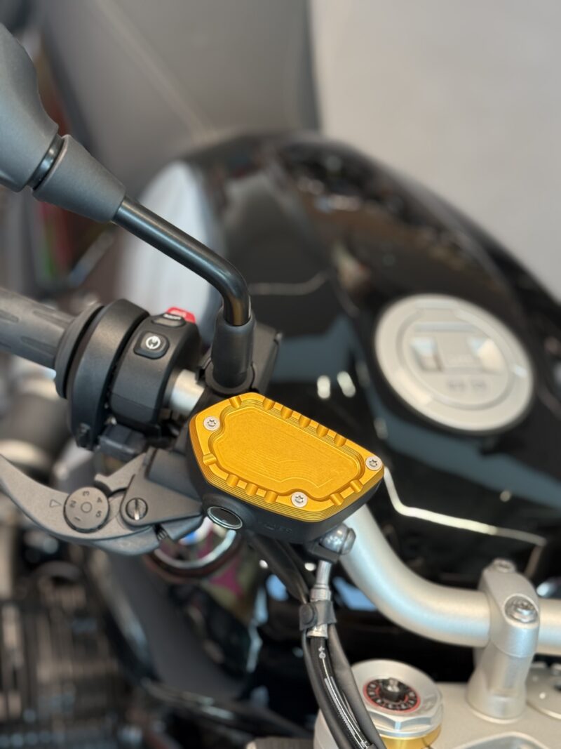 <span style="color:#b30000">Serie R/F/S</span> Tappo serbatoio Reunion Garage per Pompa Freno URBAN - immagine 4