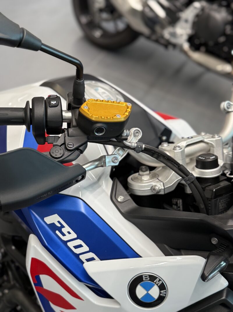 <span style="color:#b30000">Serie R/F/S</span> Tappo serbatoio Reunion Garage per Pompa Freno URBAN - immagine 6